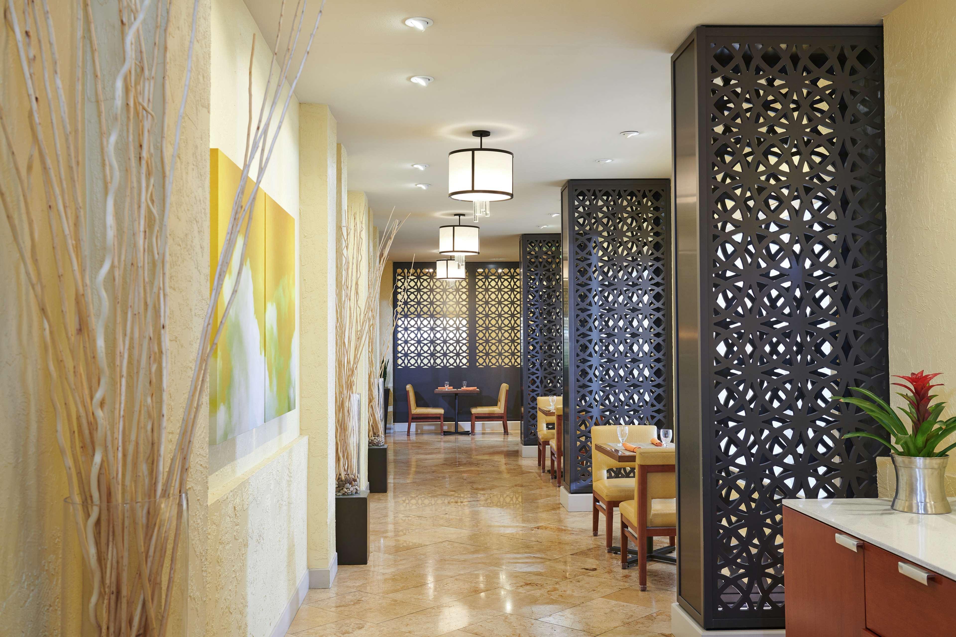Doubletree By Hilton Hotel Salt Lake City Airport Eksteriør billede