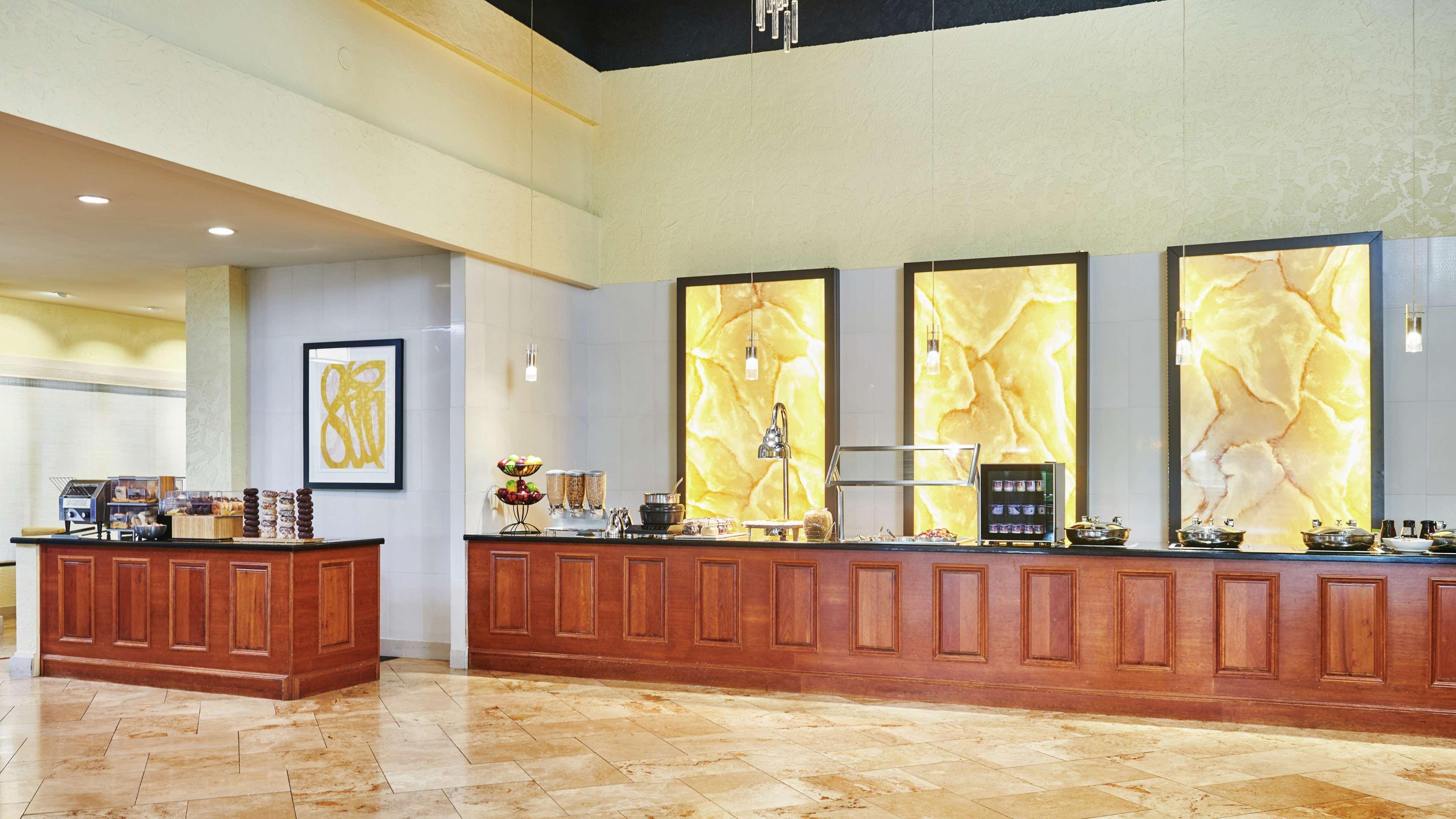 Doubletree By Hilton Hotel Salt Lake City Airport Eksteriør billede