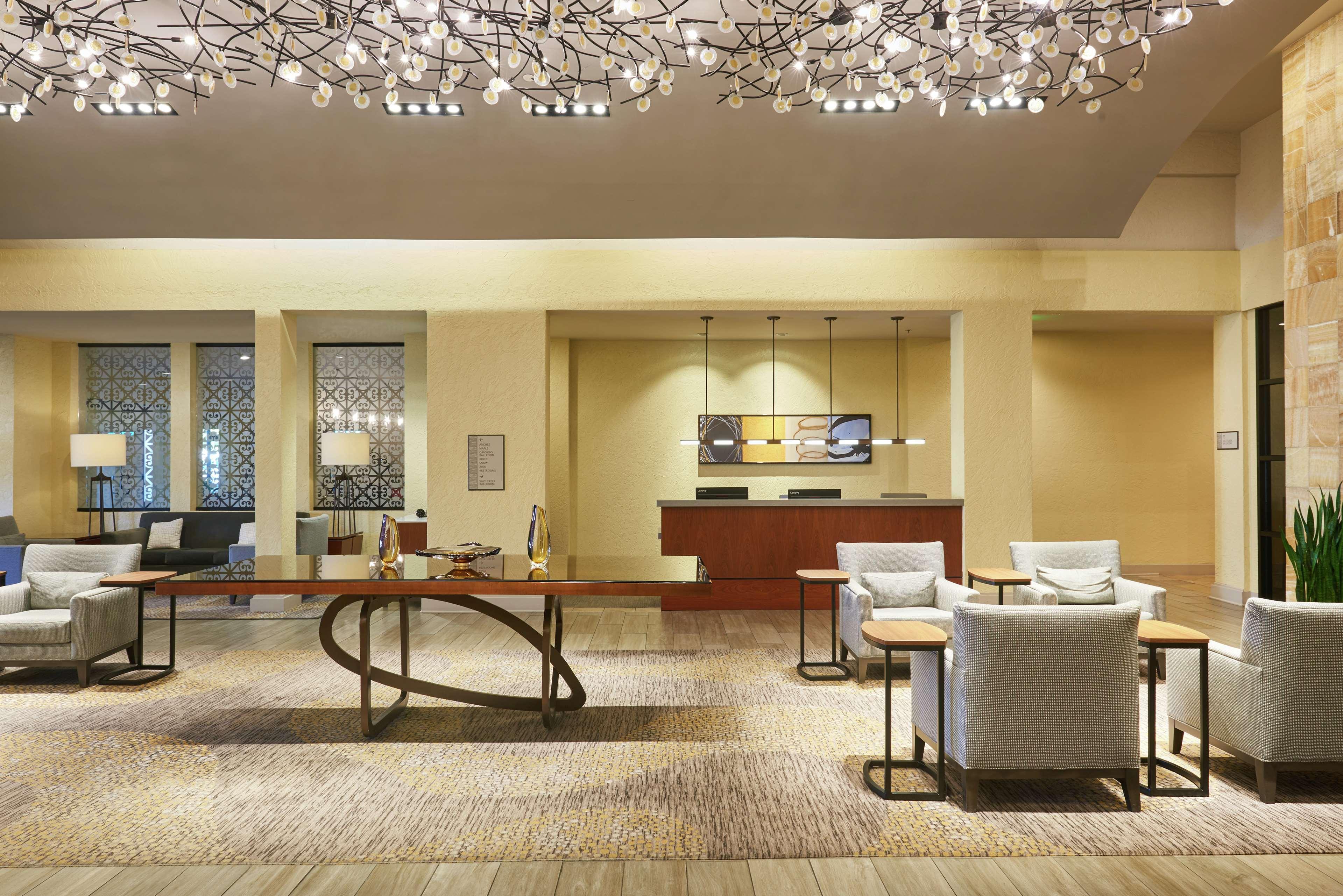 Doubletree By Hilton Hotel Salt Lake City Airport Eksteriør billede