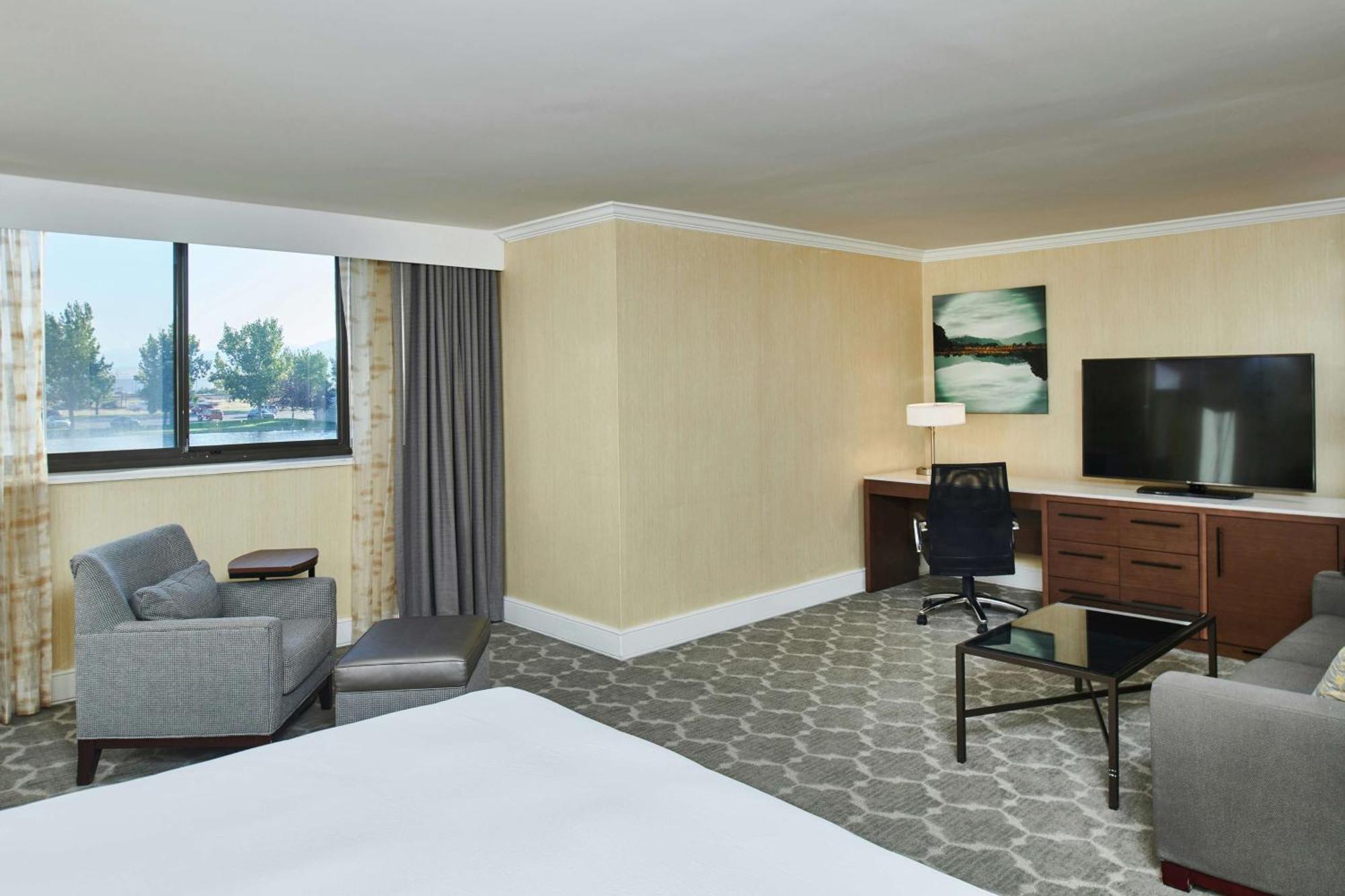 Doubletree By Hilton Hotel Salt Lake City Airport Eksteriør billede